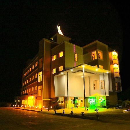 Hotel Queens Inn Velankanni Esterno foto