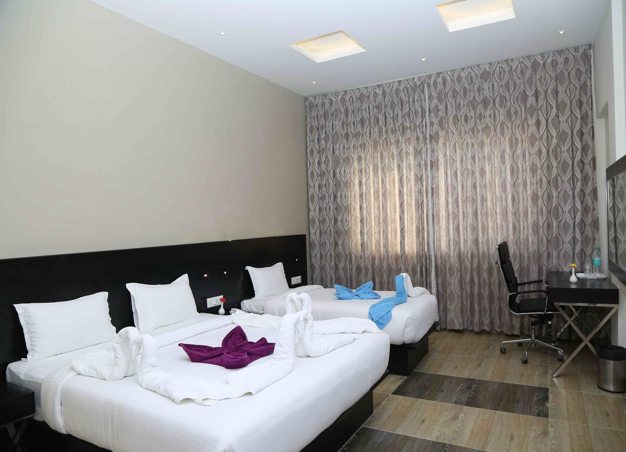 Hotel Queens Inn Velankanni Esterno foto